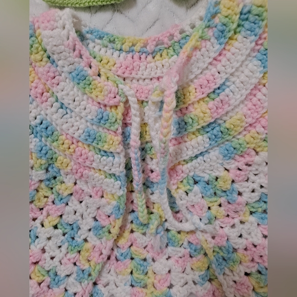 Handmade Baby Sweater and Booties🤍 - Picture 2 of 9